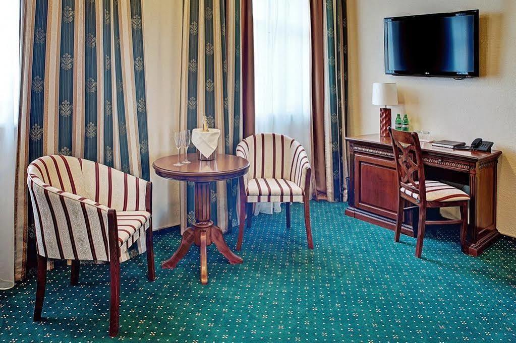 West Park Hotel Sofiivska Borshchahivka Luaran gambar
