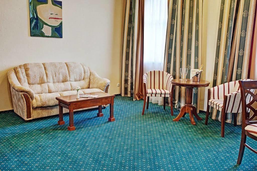 West Park Hotel Sofiivska Borshchahivka Luaran gambar