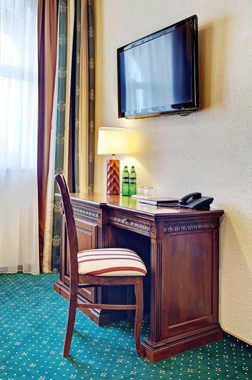 West Park Hotel Sofiivska Borshchahivka Luaran gambar
